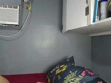 Adult Webcam with yourcumslutari - Chaturbate