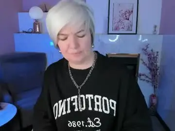 Free Live Porn with carmensoft - Chaturbate