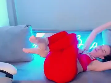 Sex Cam with nikki_blondiee - Chaturbate