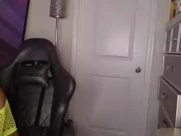 Watch Live Sex Cams with butterflybootyy - Chaturbate