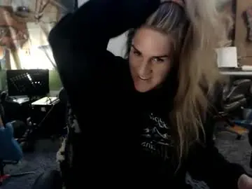 Free Live Porn with katiecutie_5 - Chaturbate