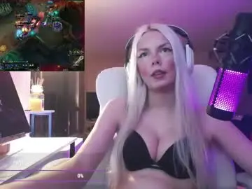 Sex Chat with tinykylie - Chaturbate