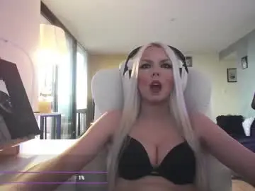 Adult Video Chat with tinykylie - Chaturbate