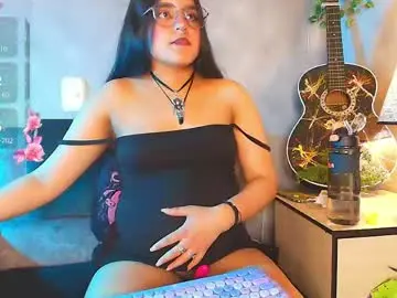 Sex Cam with ambardevon_x - Chaturbate