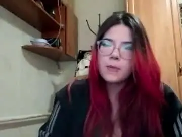 Live Porn with beverlytraver - Chaturbate