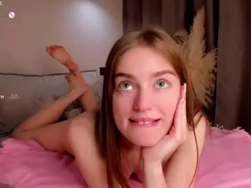 Sex Cam with sarakinsly - Chaturbate