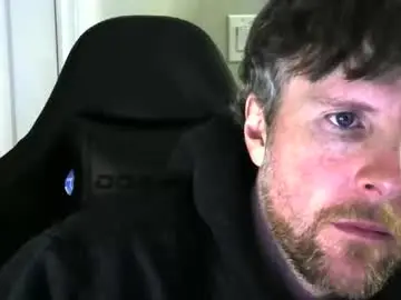 Nude Webcam with pecas90 - Chaturbate