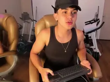 Free Porn Cam with _taylorblack - Chaturbate