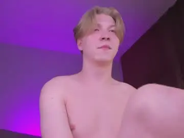 Live Sex Cam with themikesever - Chaturbate