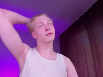 Sex Cam with themikesever - Chaturbate