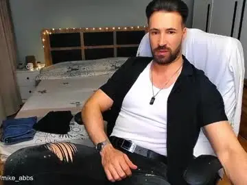 Live Porn with mikestrip - Chaturbate