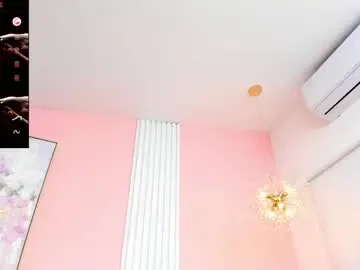 Nude Webcam with sophieelux_ - Chaturbate