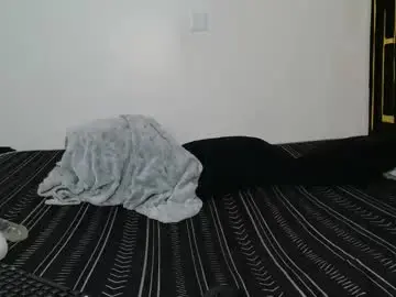 Live Sex Cam with pixietease1 - Chaturbate