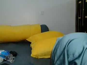 Live Sex Cam with pixietease1 - Chaturbate