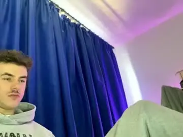 Live Porn with yayay333 - Chaturbate