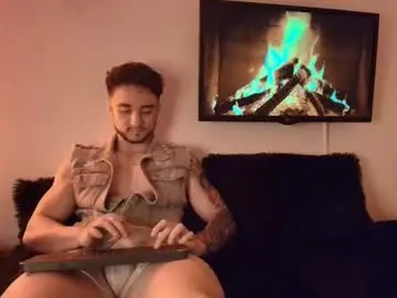 Best live sex cam show with latinboyvip_ - Chaturbate