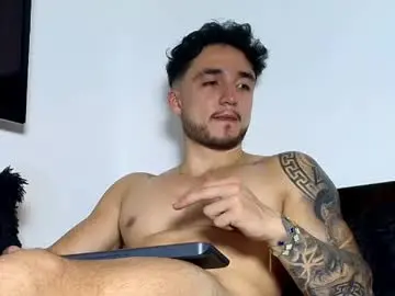 Watch Live Sex Cams with latinboyvip_ - Chaturbate