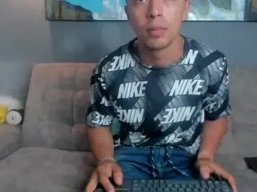 Sex Cam with leovargas19hot - Chaturbate