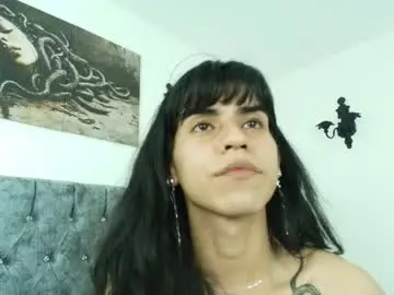 Sex Chat with bella_poisonous - Chaturbate