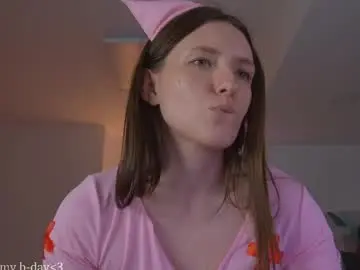 Live Sex Cam with jennydens - Chaturbate