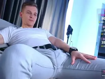 Live Sex Cam with night_wwwolf - Chaturbate