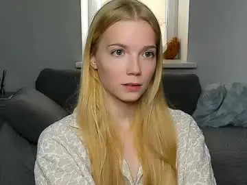 Live Sex Cam with sonyalaviola - Chaturbate