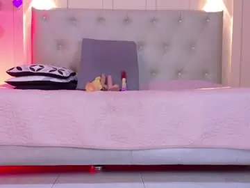 Sex Cam with chloerossee - Chaturbate