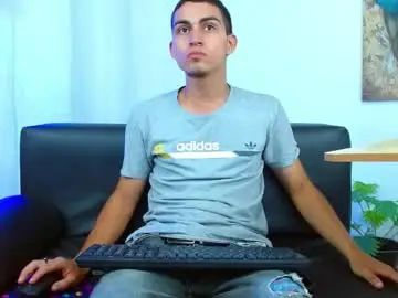 Sex Cam with lucass_18 - Chaturbate