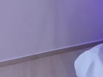 Sex Cam with sweettmelody_ - Chaturbate