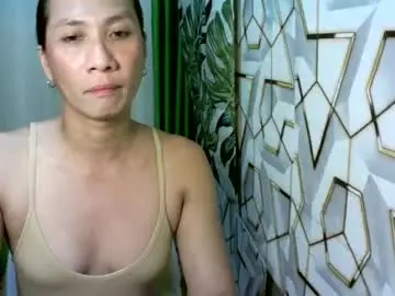 Nude Webcam with kyutshyne - Chaturbate