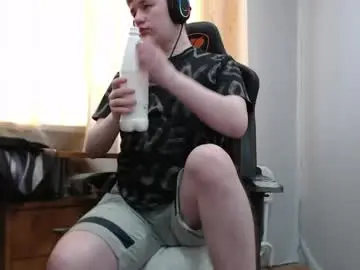 Live Porn with iliaskrisloveee - Chaturbate