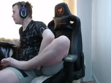 Free Porn Cam with iliaskrisloveee - Chaturbate
