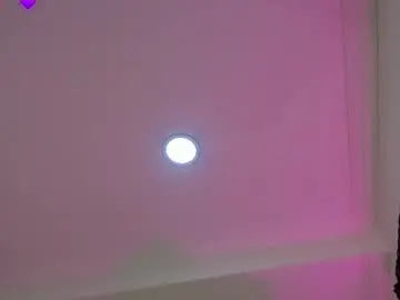 Free Porn Cam with cristinerain - Chaturbate