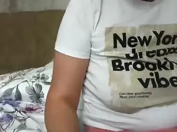 Live Porn with elyseblue - Chaturbate