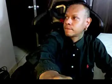 Live Porn with juanpt69 - Chaturbate