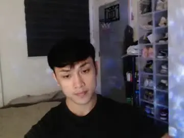 Sex Cam with princeadrianx - Chaturbate