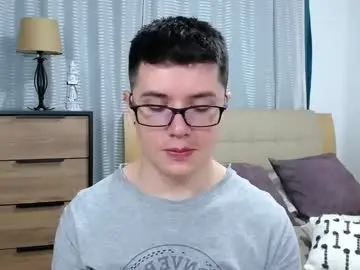 Live Sex with kevinhunts - Chaturbate