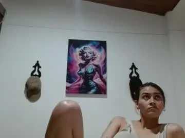 Live Porn with crystal_starx - Chaturbate