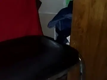 Free Live Porn with guillermo723 - Chaturbate