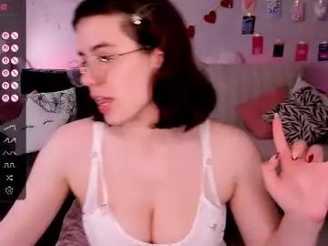 Adult Webcam with bellacaress - Chaturbate