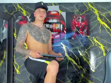 Nude Webcam with eithan__boy - Chaturbate