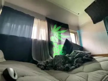 Live Porn with kinkybiguy14 - Chaturbate