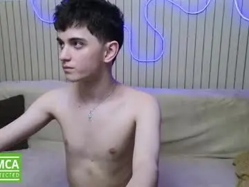 Best live sex cam show with alexander_18_xxl - Chaturbate