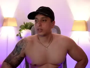 Nude Webcam with appolo_allen - Chaturbate