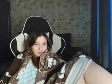 Live Sex Cam with liliawoolf - Chaturbate