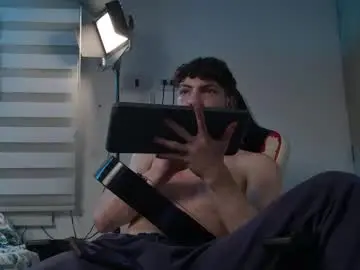 Best Webcam with noah_oliveira - Chaturbate