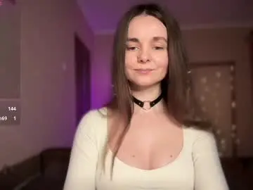 Live Sex Cam with lanaloulou - Chaturbate