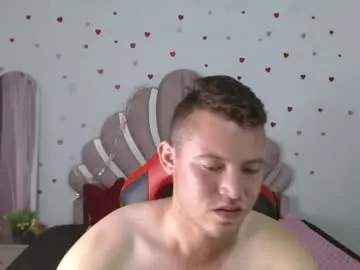 Sex Cam with sven_fox723 - Chaturbate