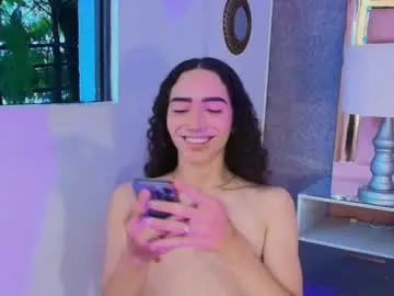 Free Porn Cam with tiny_thomm - Chaturbate