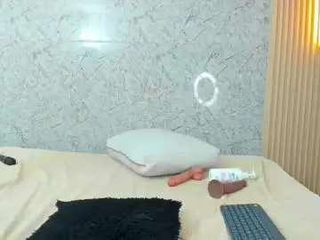 Nude Webcam with antonella_west - Chaturbate